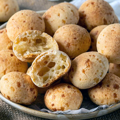 Brazilian Pão de Queijo